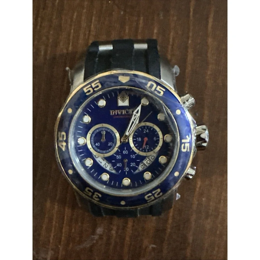 Invicta Pro Diver 22971 Men’s Wrist Watch Stainless Steel Automatic 100M